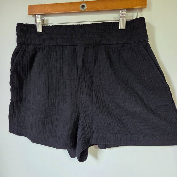 LOFT Pants - EUC LOFT BLACK COTTON GAUZY SHORTS WITH POCKETS SZ LARGE WOMENS